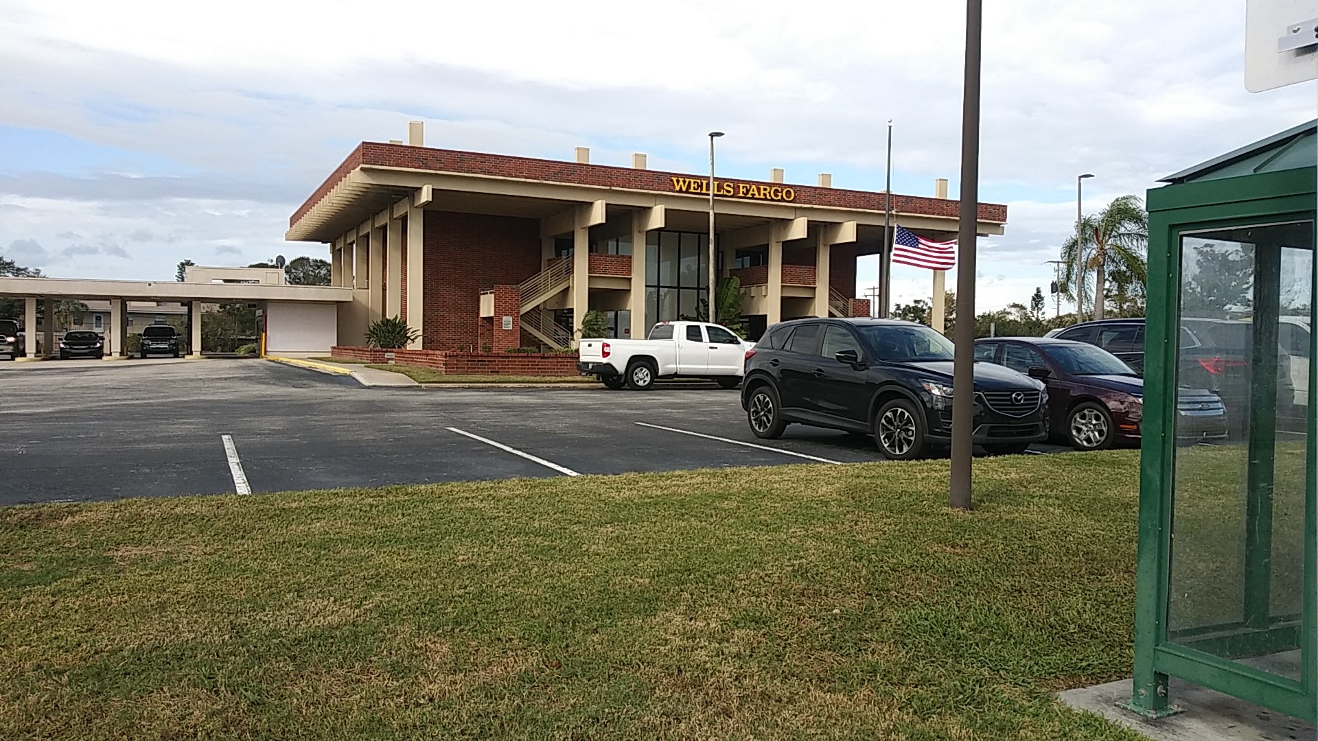 Wells Fargo Bank 01