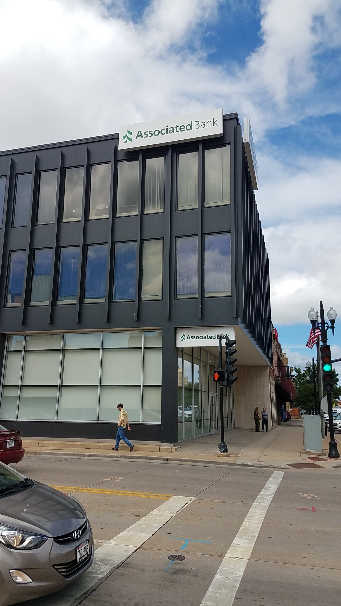 Associated Bank 01