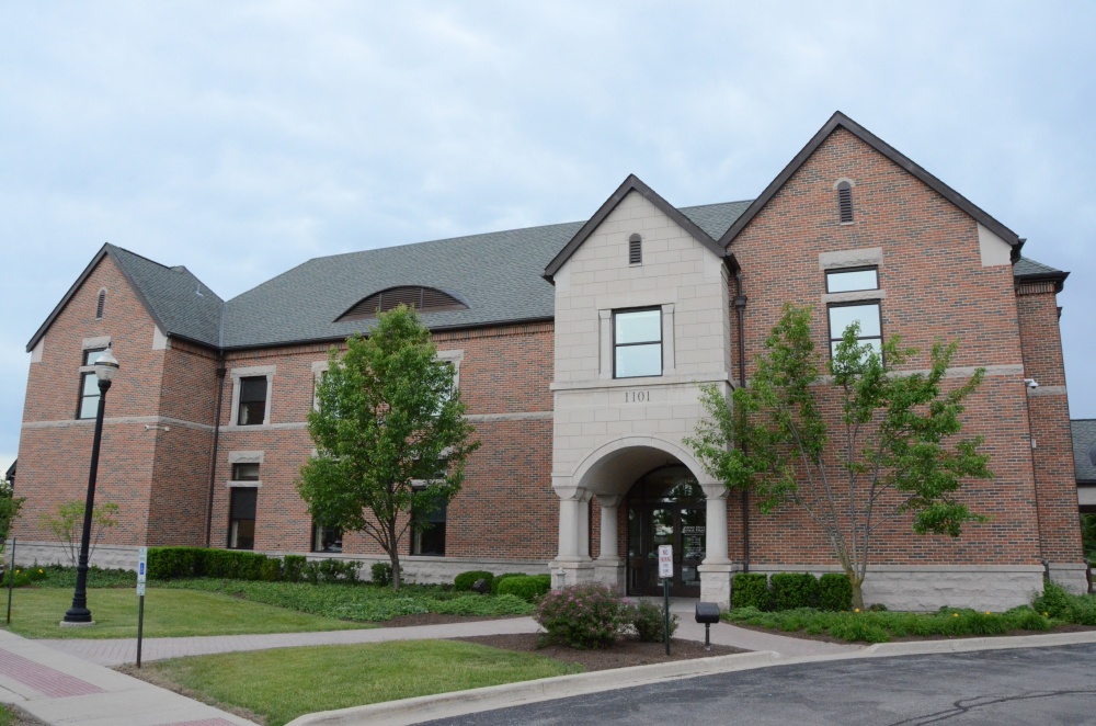 Vernon Hills Bank & Trust 01