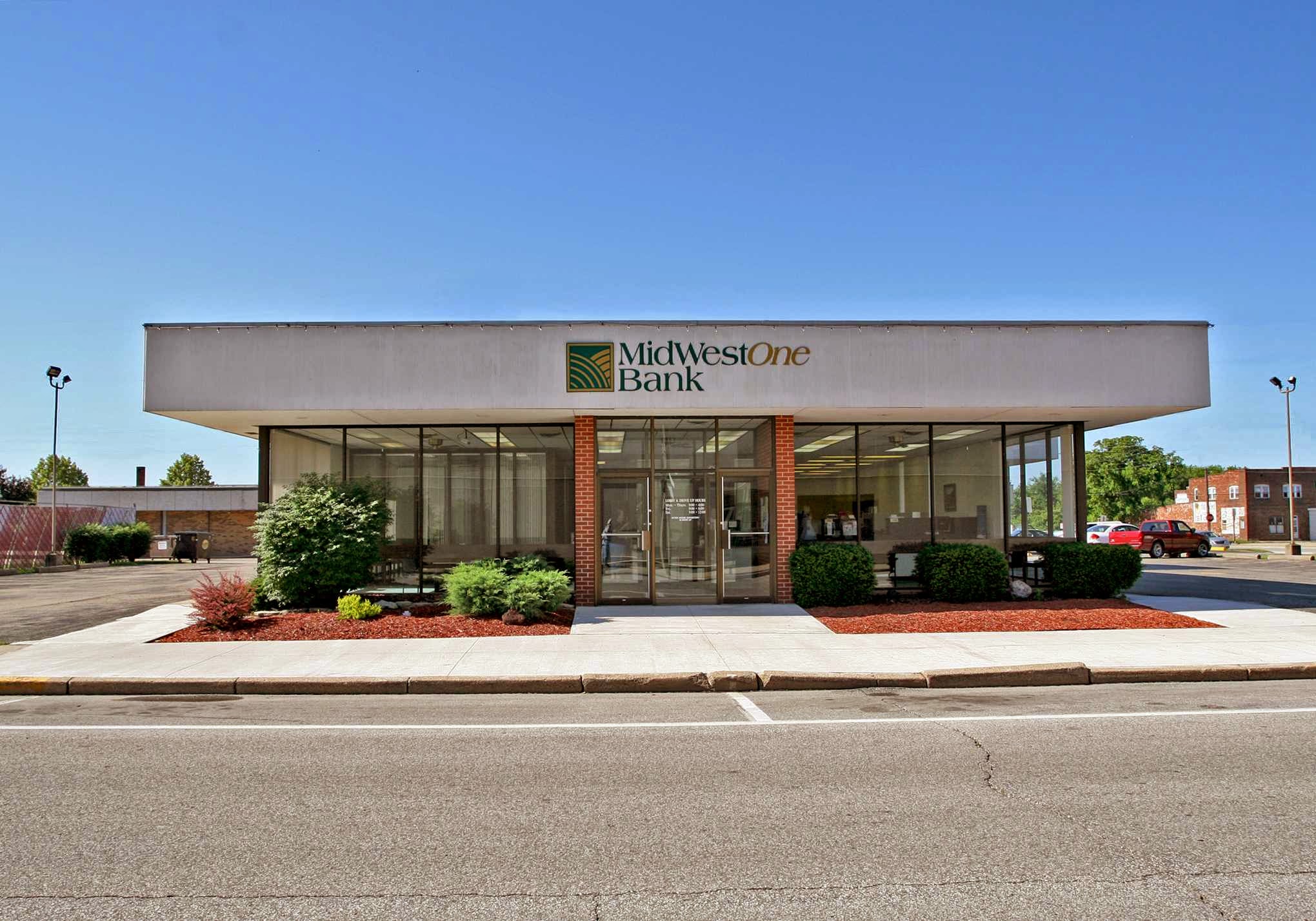 MidWestOne Bank 01