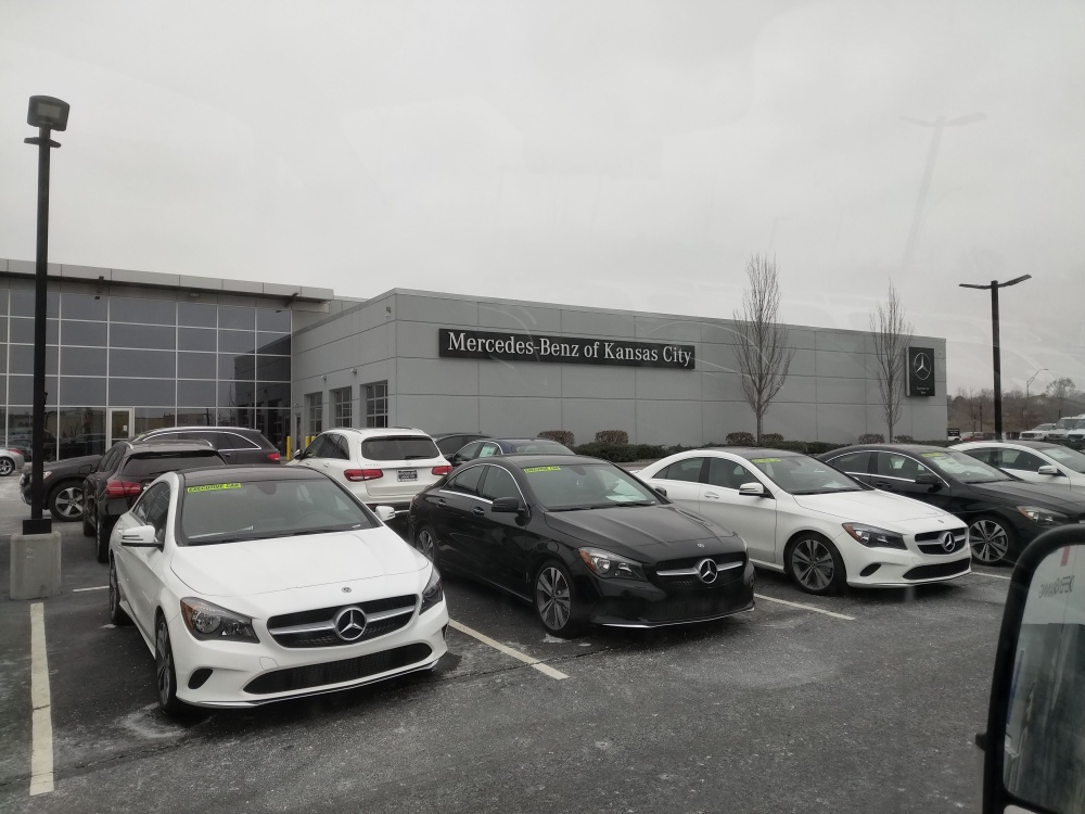 Mercedes-Benz at Kansas City 01