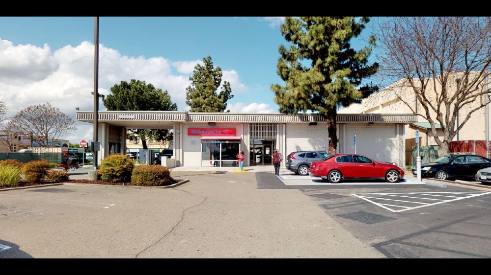 Bank of America (with Drive-thru ATM) 01