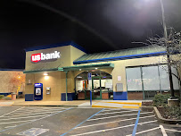 U.S. Bank Branch 01