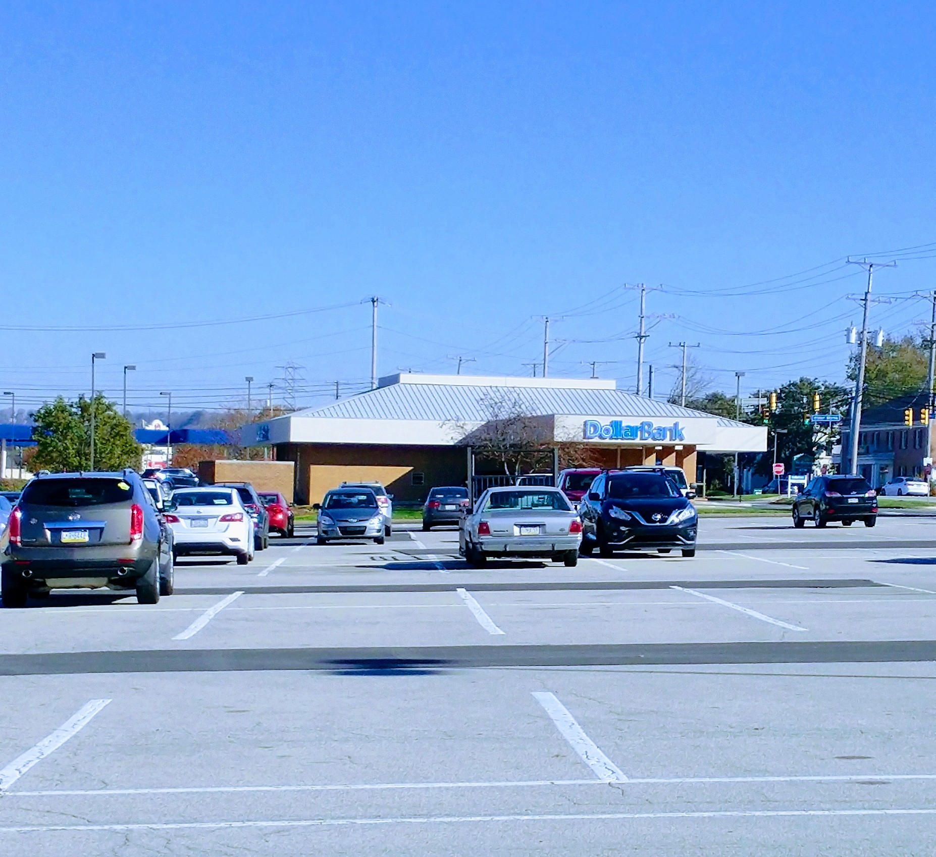Dollar Bank 01