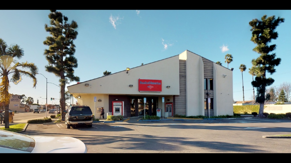 Bank of America (with Drive-thru ATM) 01