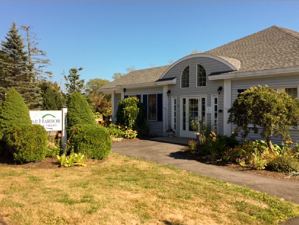 Bar Harbor Bank & Trust 01