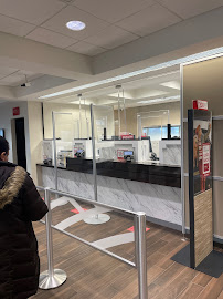 Bank of America (with Drive-thru ATM) 04