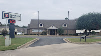 Simmons Bank 01