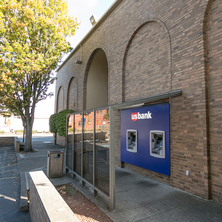 U.S. Bank Branch 01