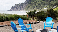 The Houses On Manzanita Beach 01