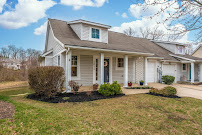 Team Bonnie and Maureen with RE/MAX Realty Plus 04