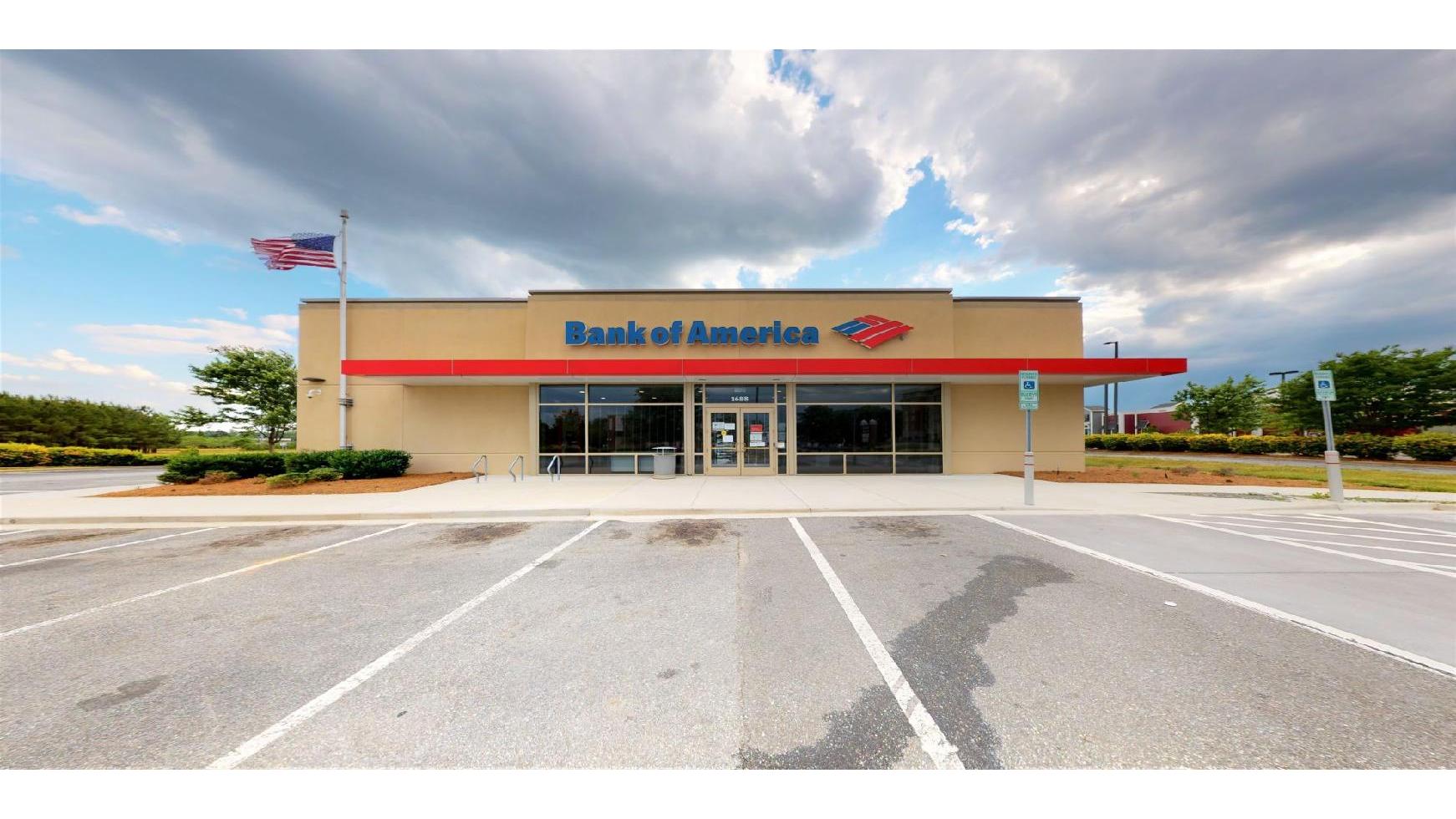 Bank of America (with Drive-thru services) 01