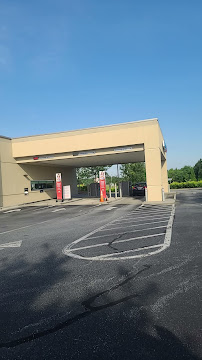 Bank of America (with Drive-thru services) 02