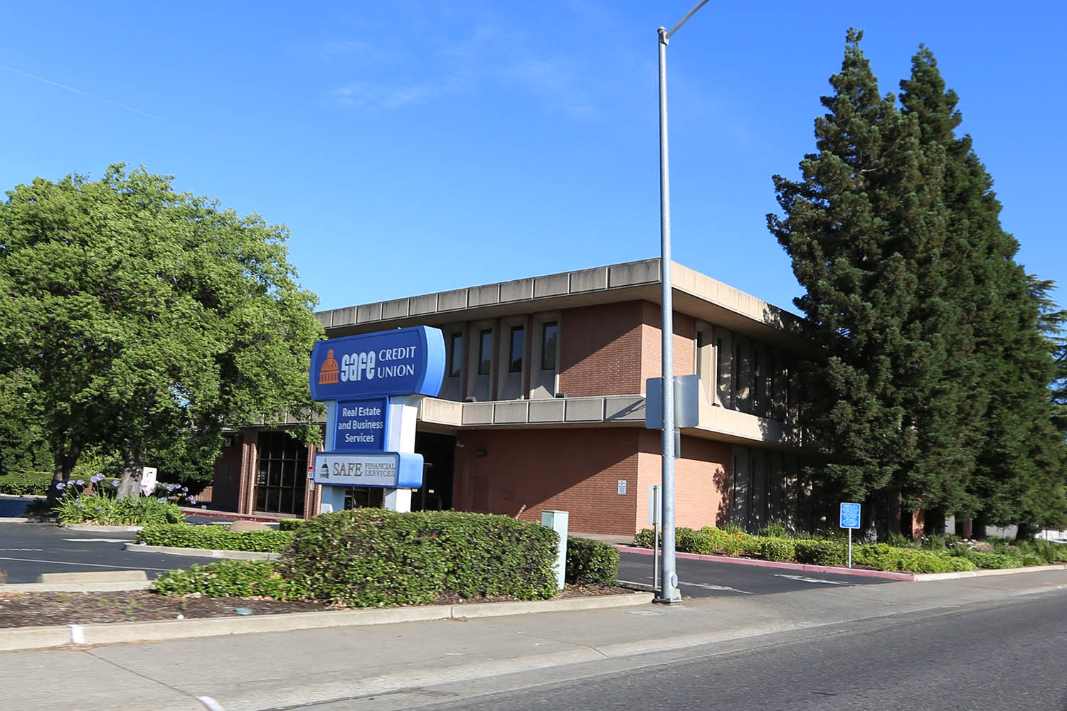 SAFE Credit Union 01
