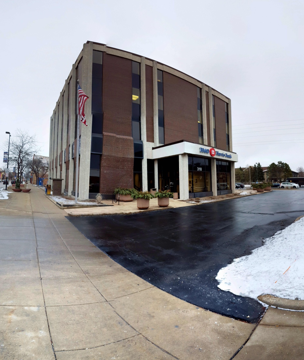 BMO Harris Bank 01