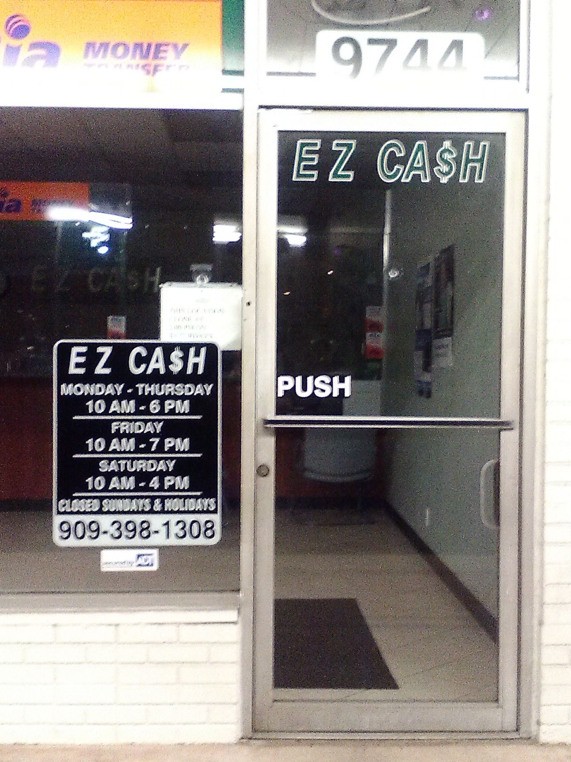 EZ Cash Title Loans - LoanMart Montclair 01