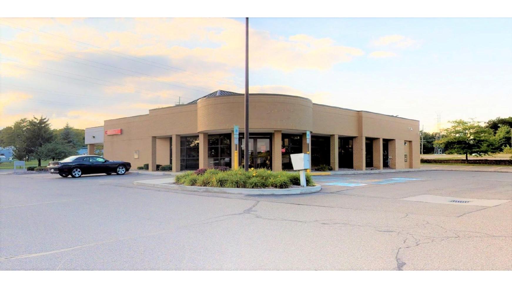 Bank of America (with Drive-thru ATM) 01