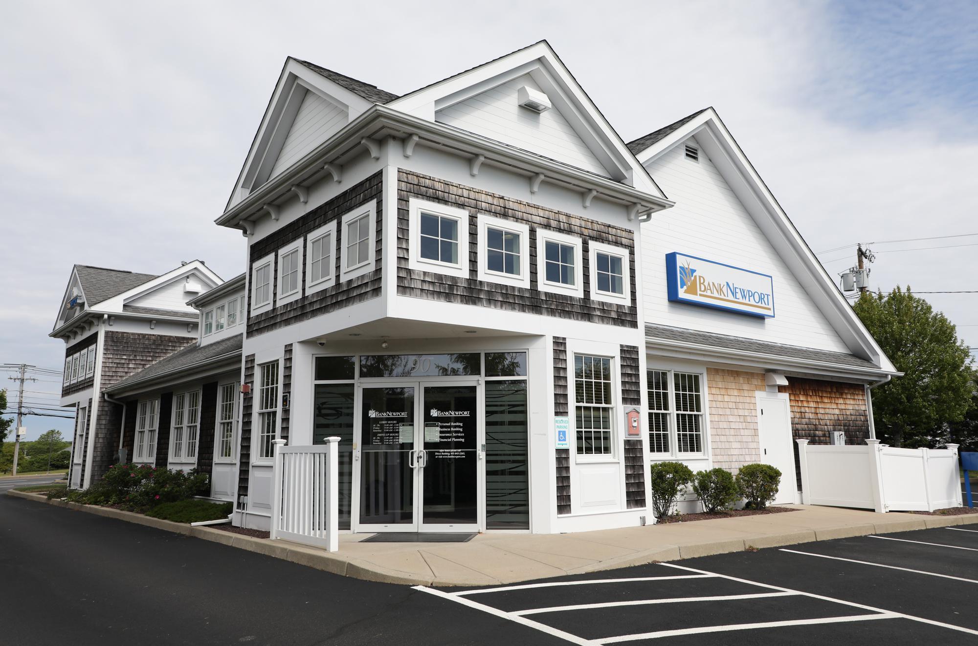 BankNewport 01