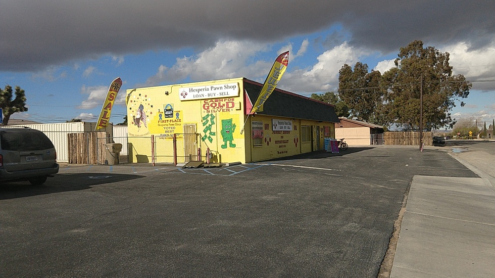 Hesperia Pawn Shop 01