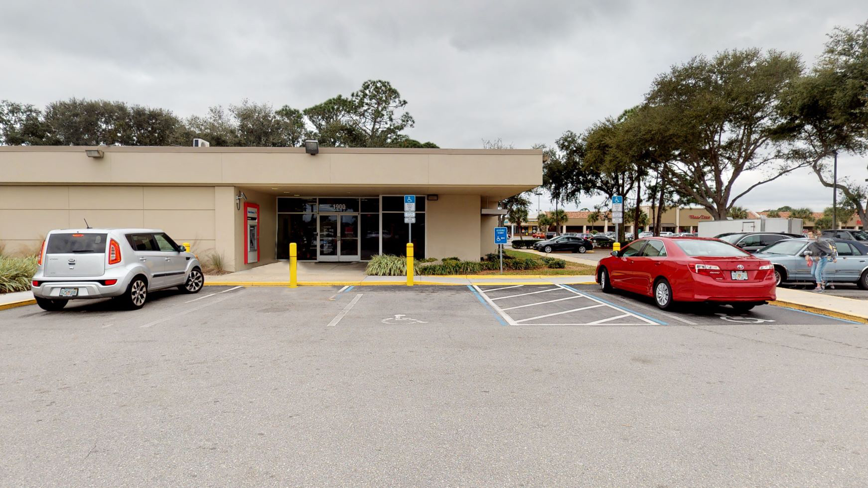 Bank of America (Drive-thru Service Only) 01