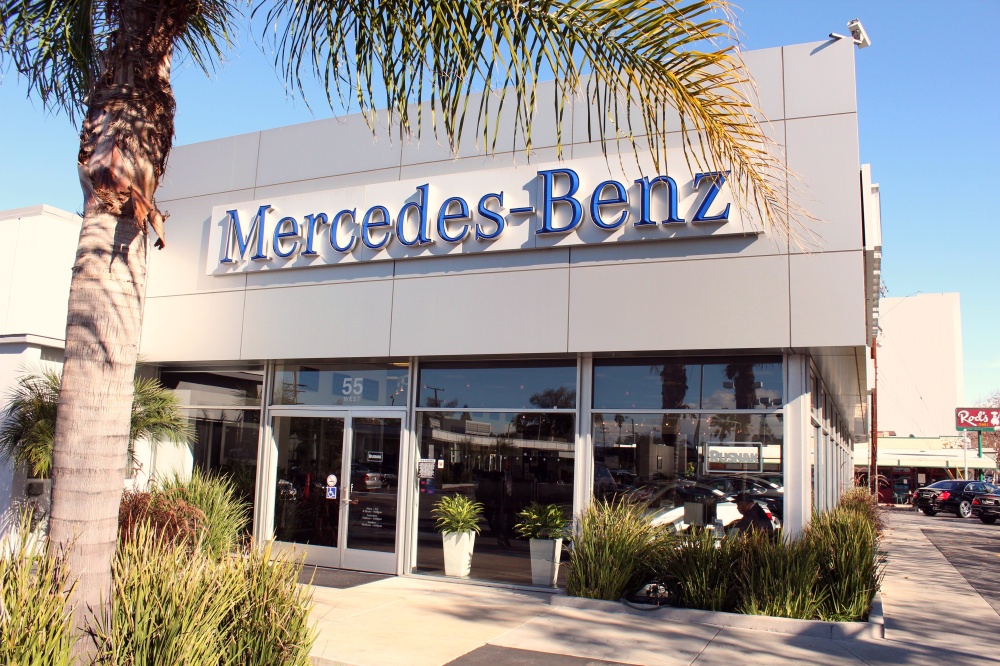 Mercedes-Benz of Arcadia 01