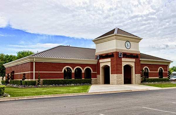 FirstBank 01