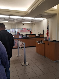 Bank of America (with Drive-thru services) 03