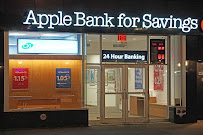 Apple Bank 04