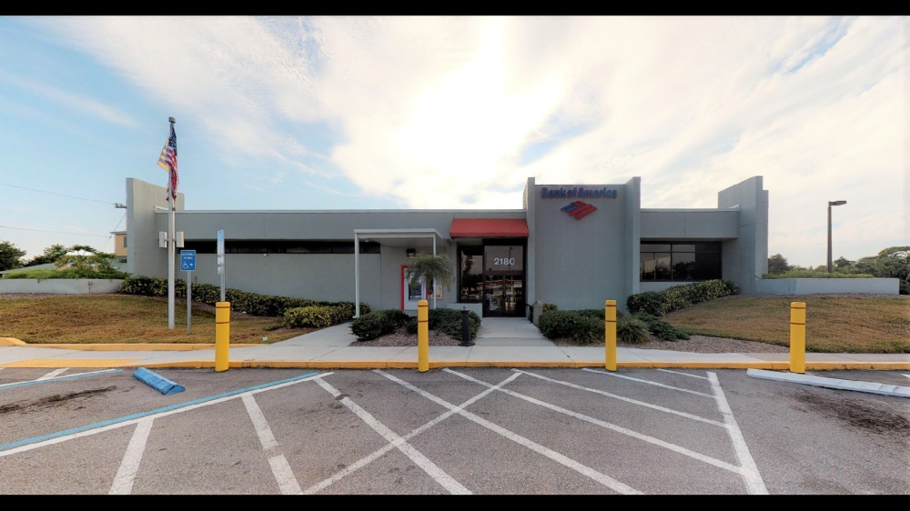 Bank of America (with Drive-thru ATM) 01