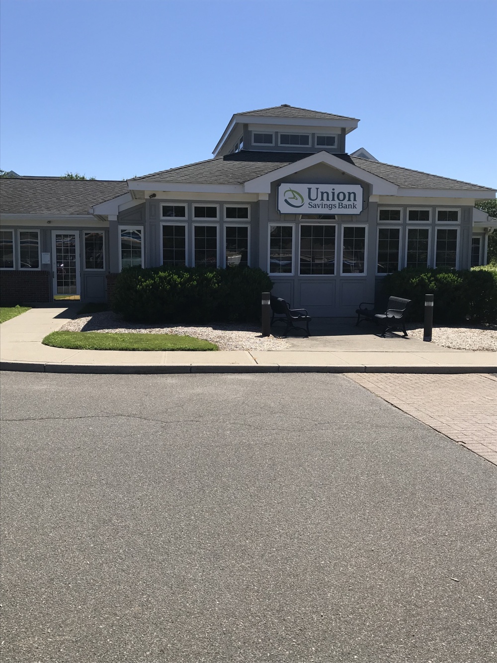 Union Savings Bank 01