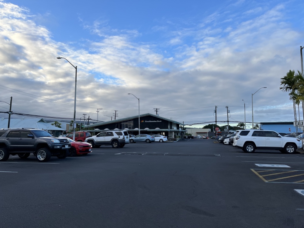 First Hawaiian Bank Hilo Branch 01
