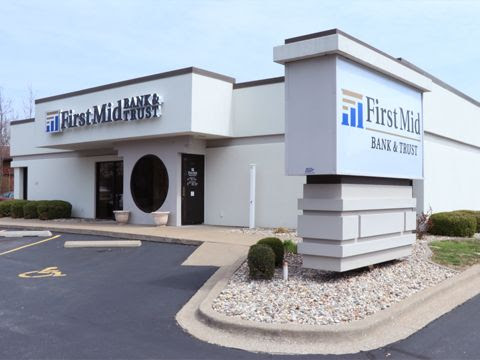 First Mid Bank & Trust 01