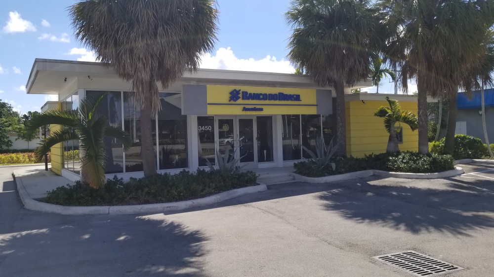 BB Americas Bank - Lighthouse Point 01