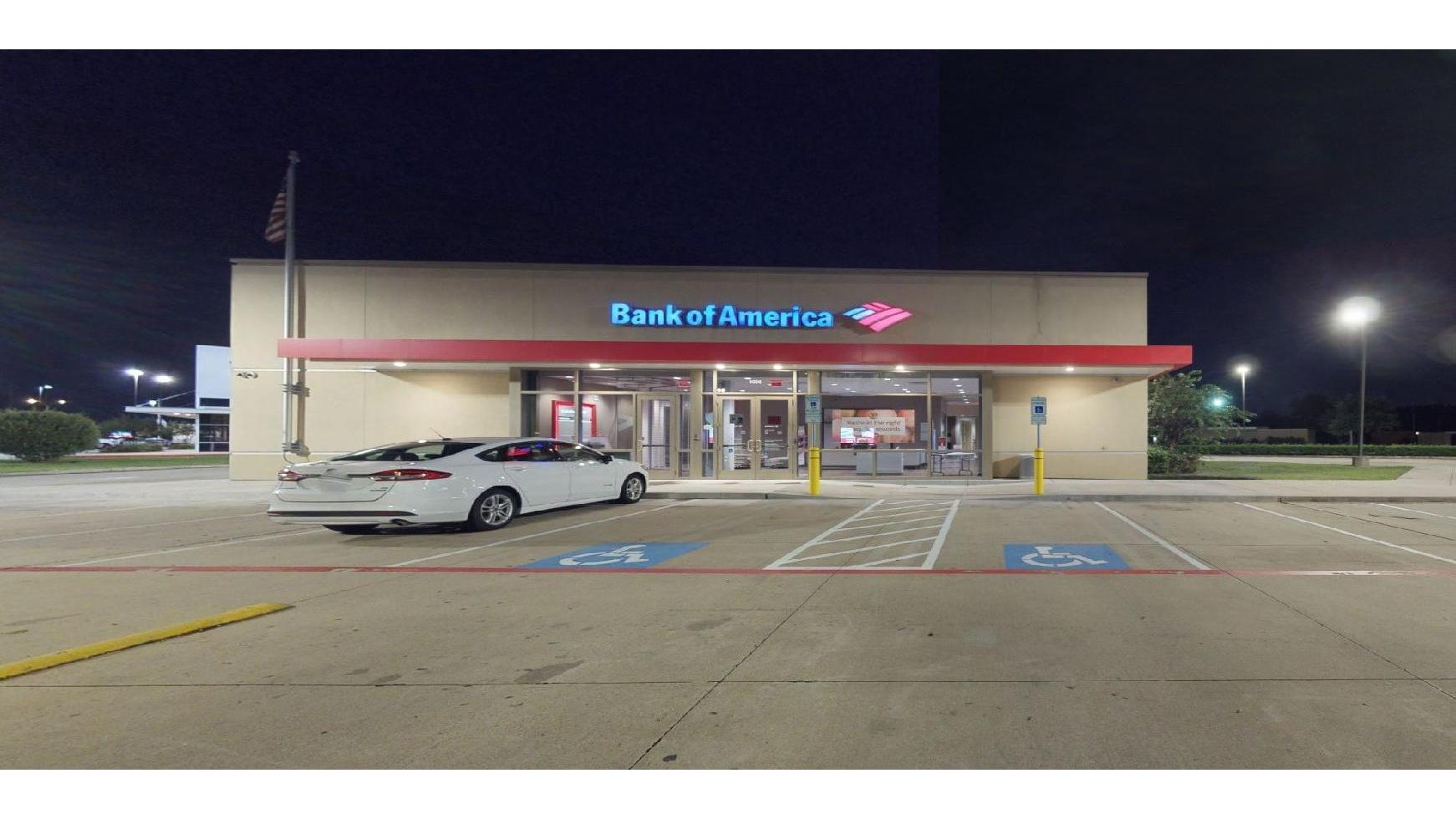 Bank of America Financial Center 01
