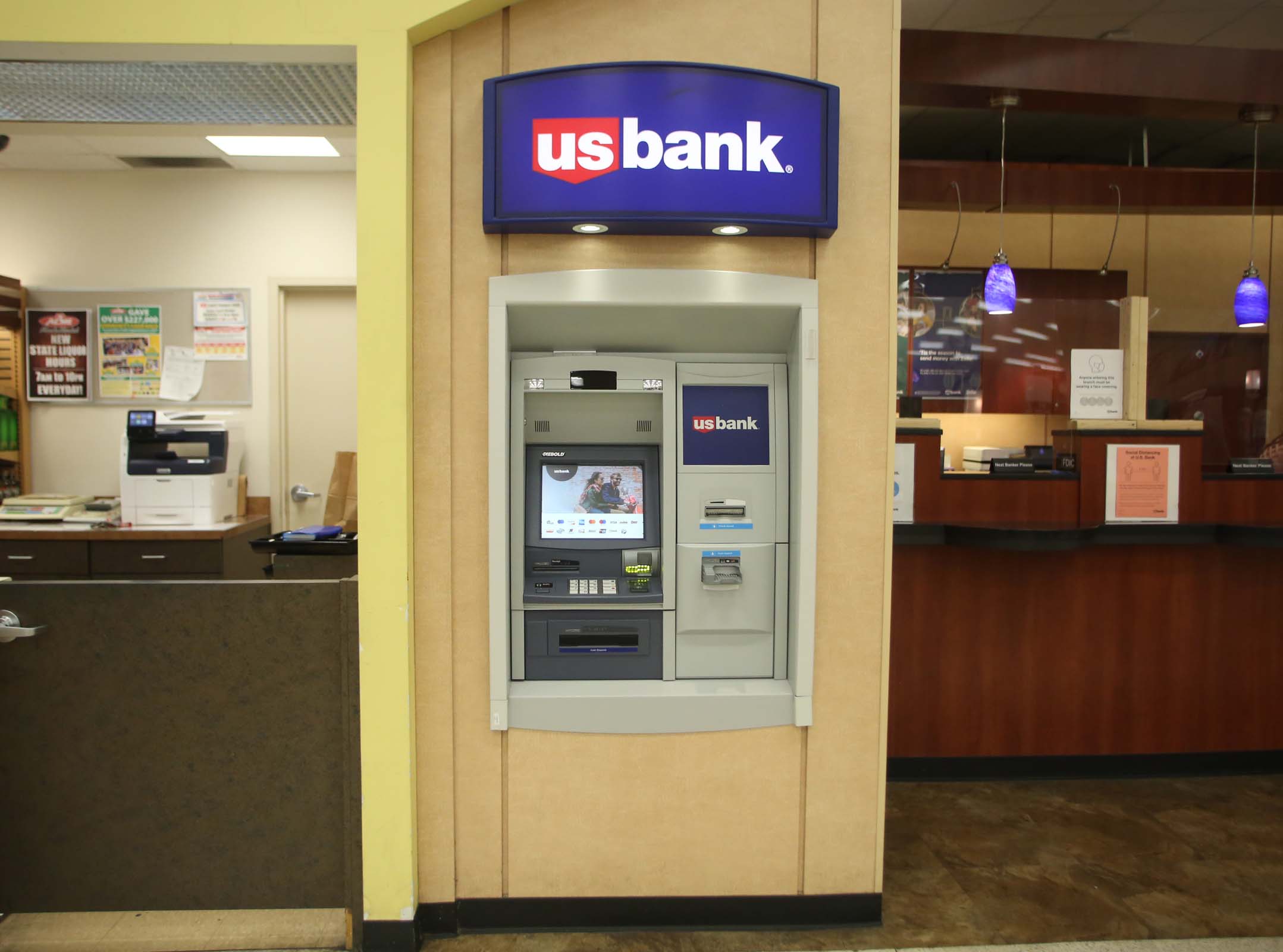 U.S. Bank Branch 01