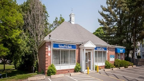 Salem Five Bank 01