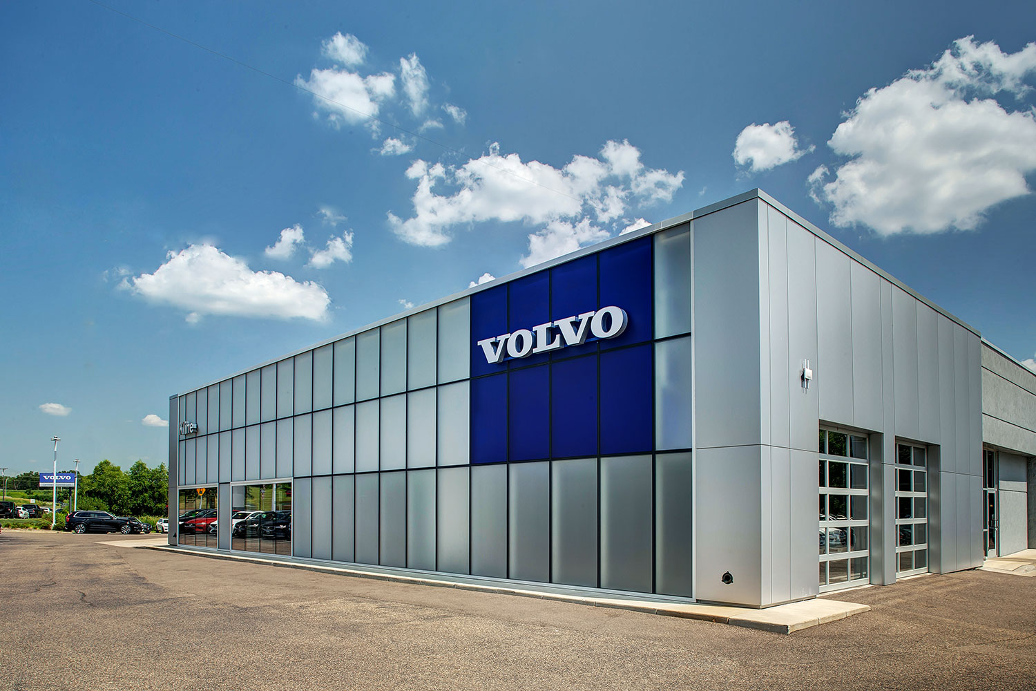 Kline Volvo Cars of Maplewood 01