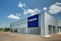 Kline Volvo Cars of Maplewood 01