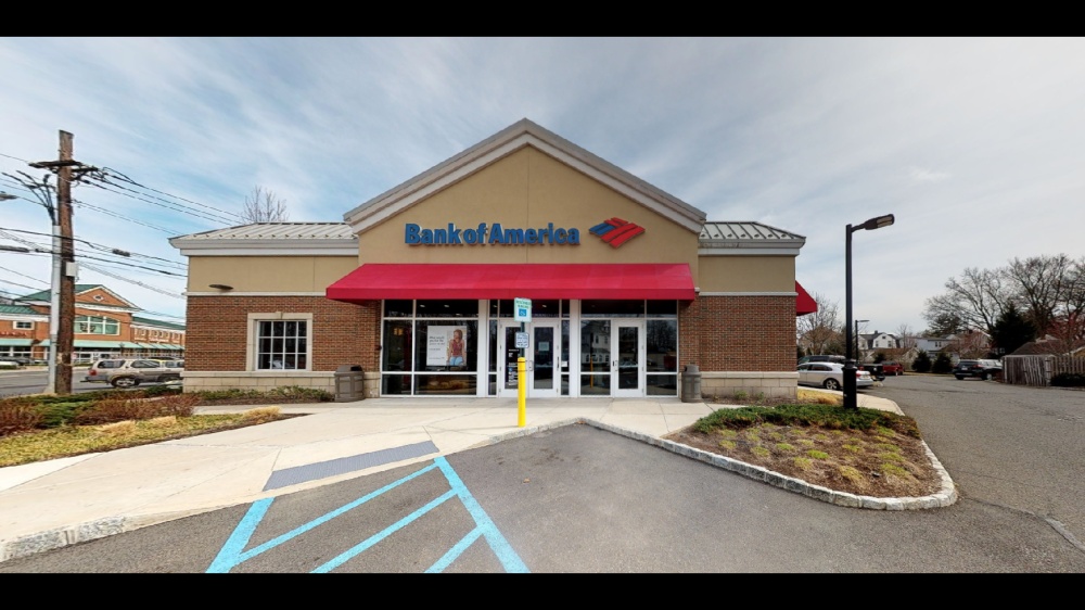 Bank of America (with Drive-thru ATM) 01