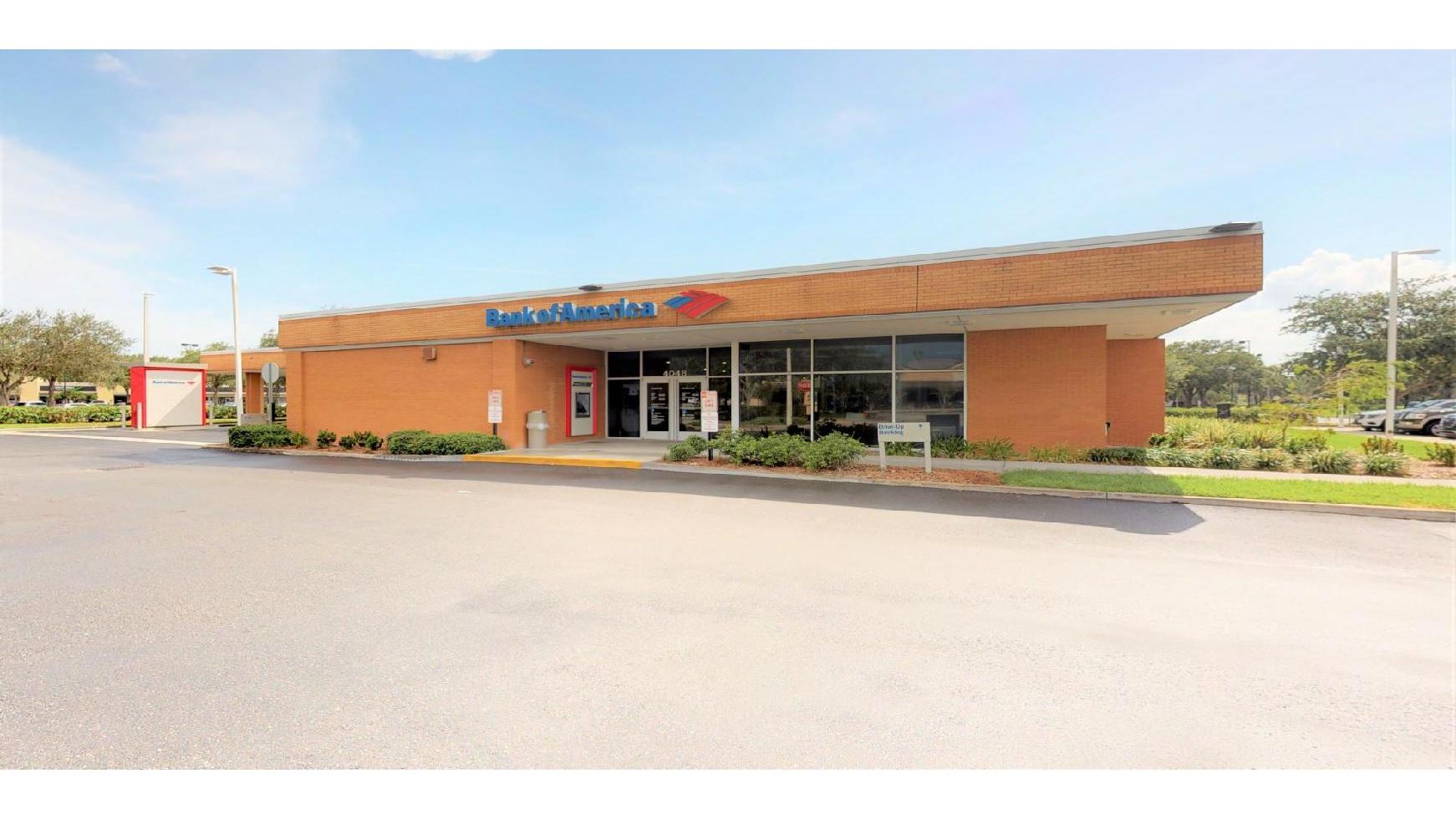 Bank of America (with Drive-thru ATM) 01