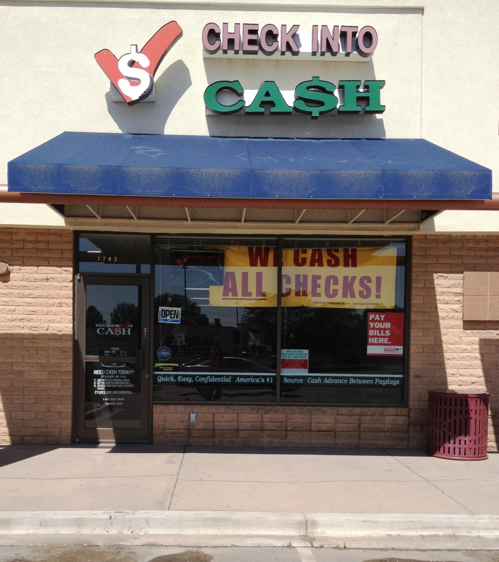 Check Into Cash 01