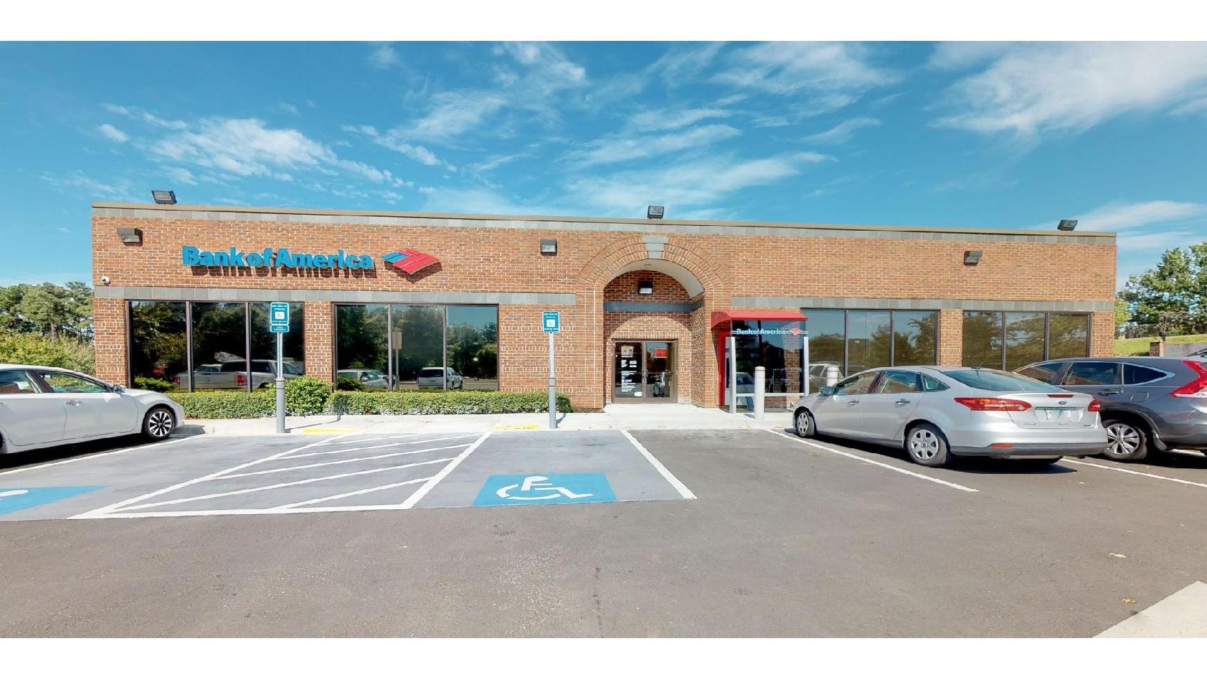 Bank of America (with Drive-thru services) 01