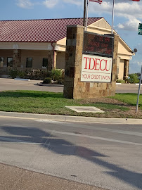 TDECU Cuero 04