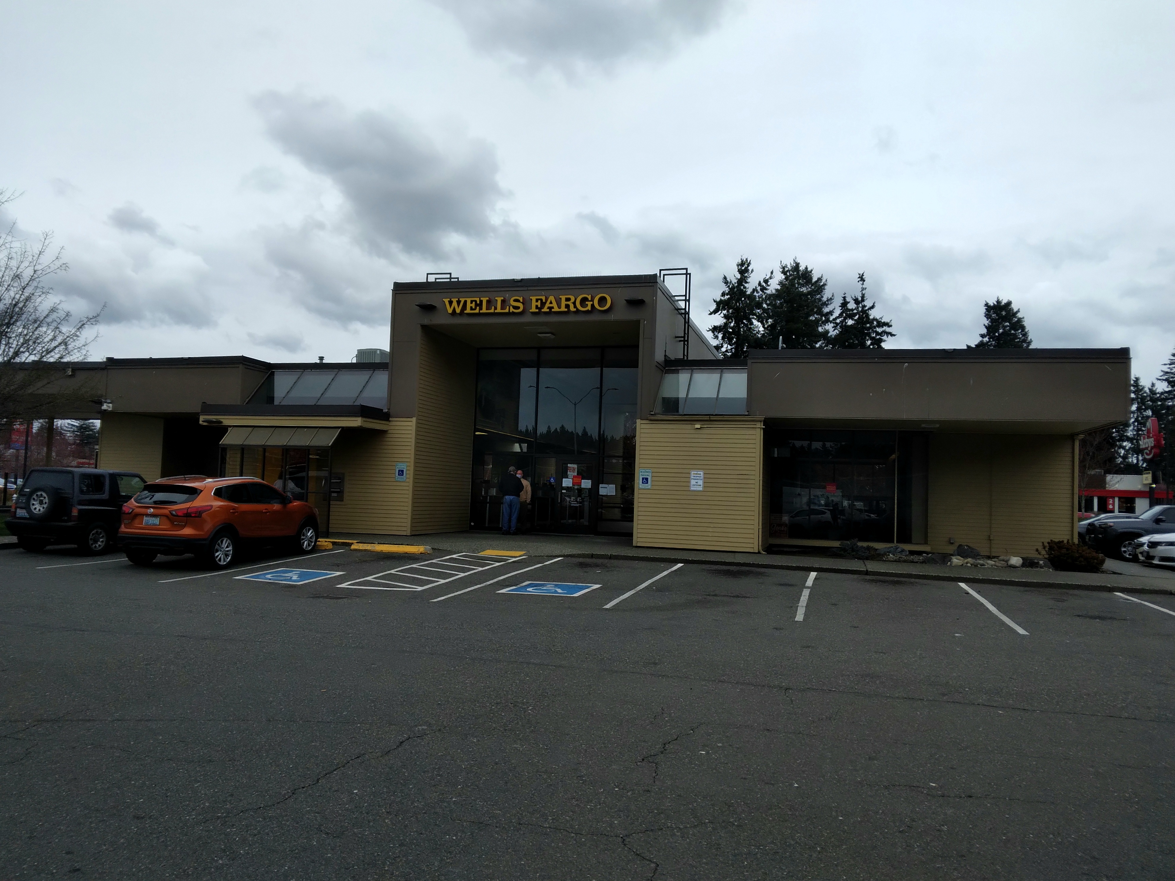 Wells Fargo Bank 01