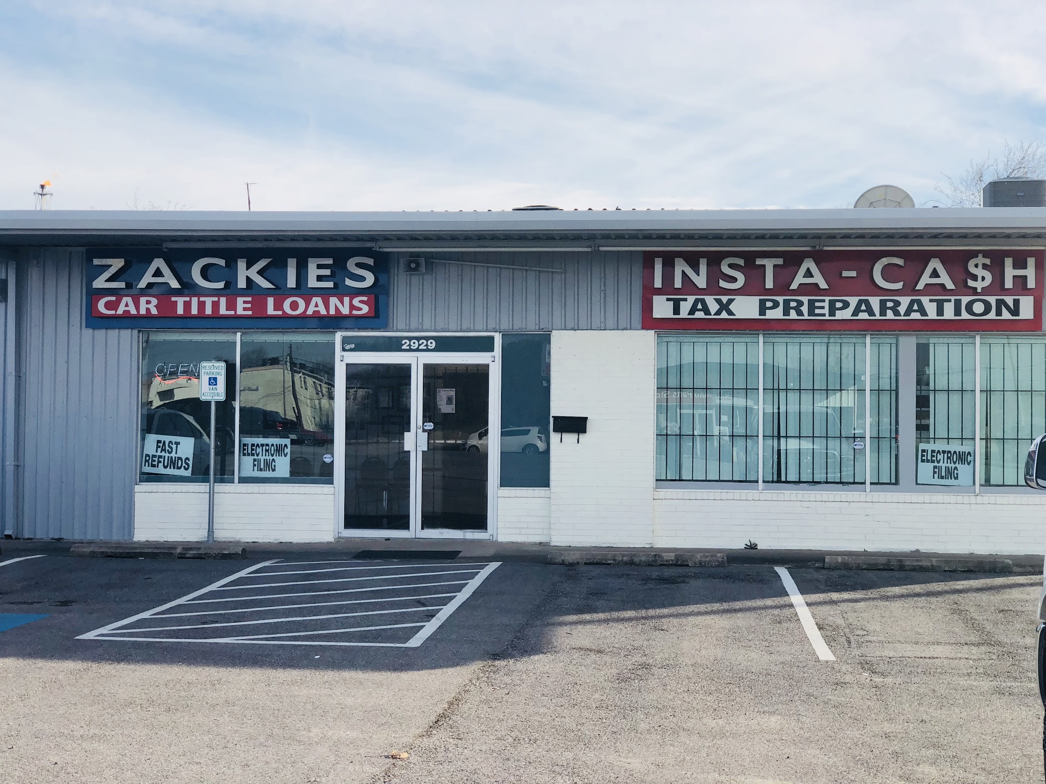 Zackie's Car Title Loans 01