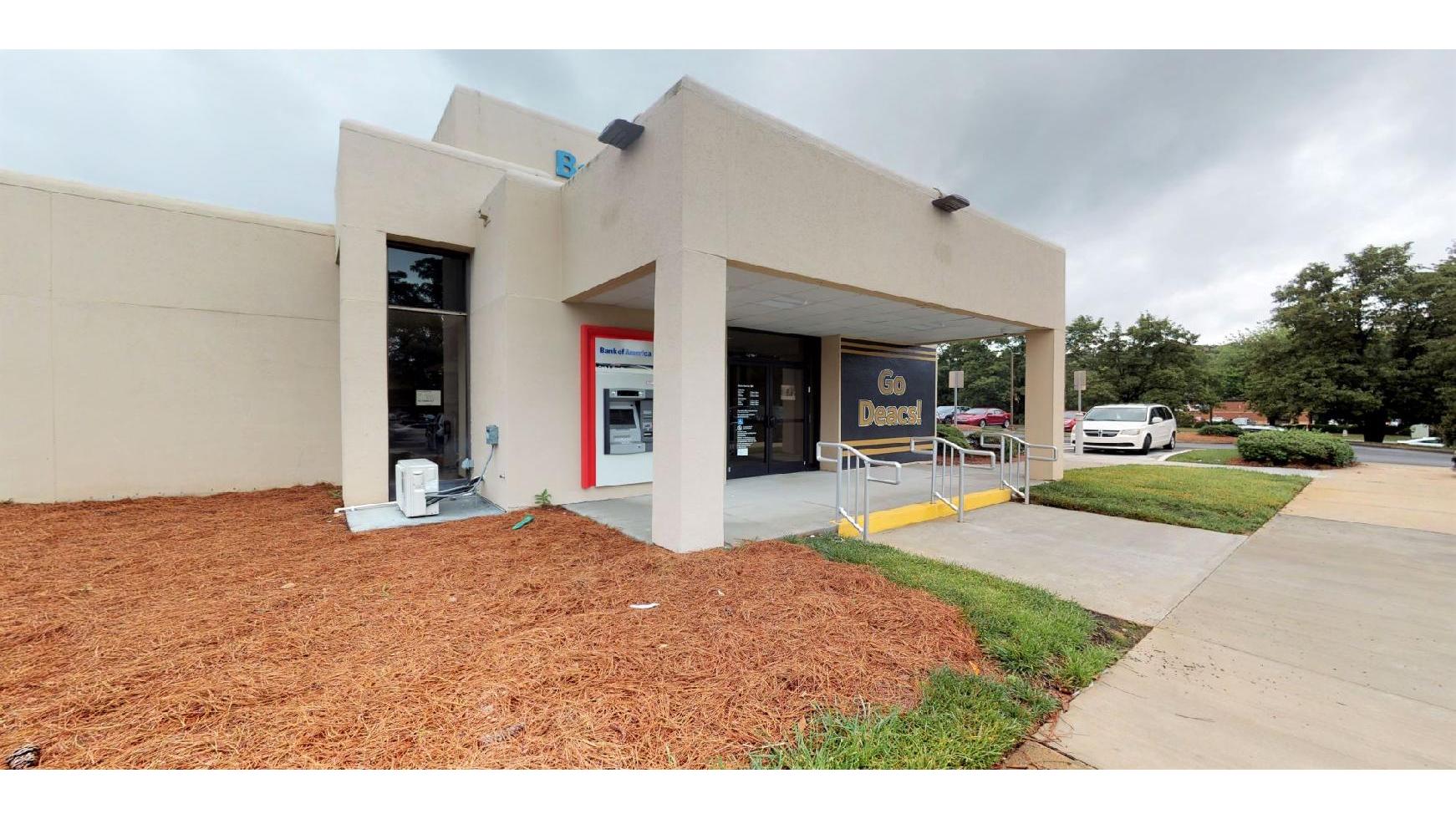 Bank of America (with Drive-thru services) 01