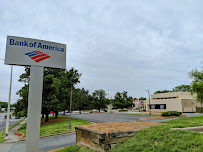 Bank of America (with Drive-thru services) 02