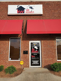 The Air Assault Team, Keller Williams 02