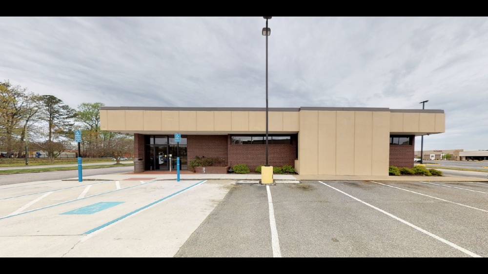 Bank of America (with Drive-thru ATM) 01