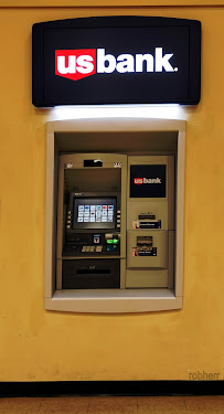U.S. Bank ATM - Cochran Street - Vons 02